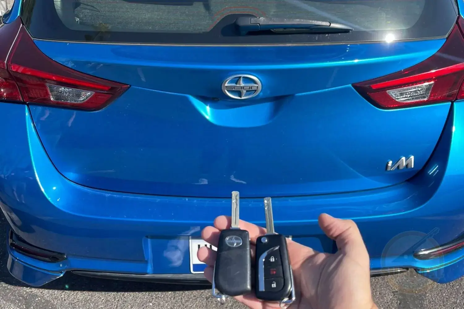 Close-up image of Scion flip car keys