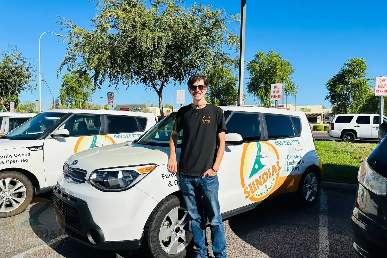 car key repair shops near me