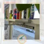 Storefront with Door Closer Mechanism